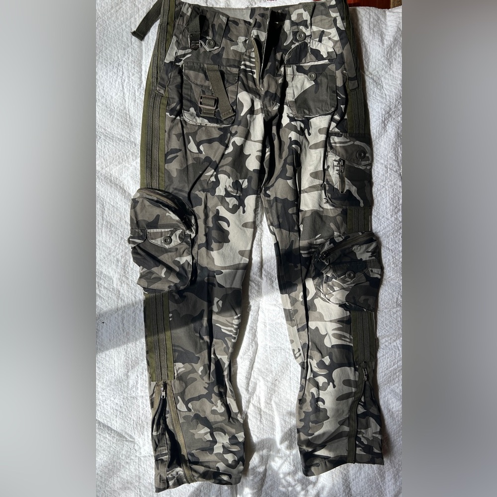 Free Knight tactical camo pants in black